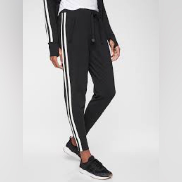 Athleta Pants - ATHLETA • Black & White Joggers • sz : XS •